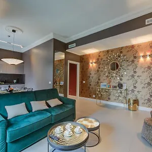  Appart hôtel Seven - Via Matteotti 178