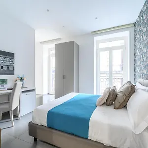 hotiday-room-collection-napoli-santarcangelo.hotels-amalfi.com/